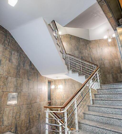 Hotel Geoje Jangseungpo Lighthouse