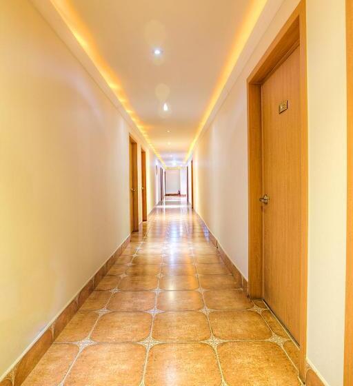 Hotel Geoje Jangseungpo Lighthouse