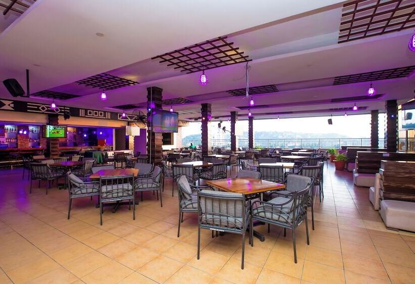 בית מלון כפרי Gold Crest