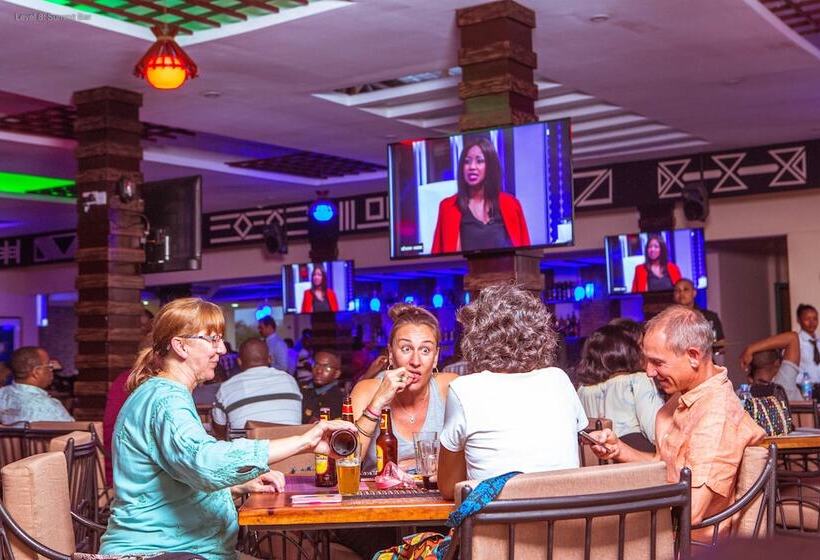 בית מלון כפרי Gold Crest