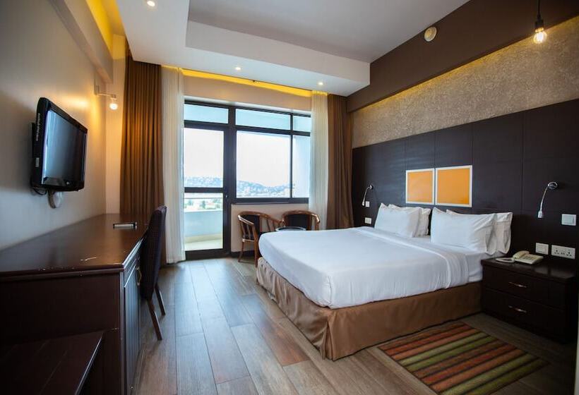 בית מלון כפרי Gold Crest