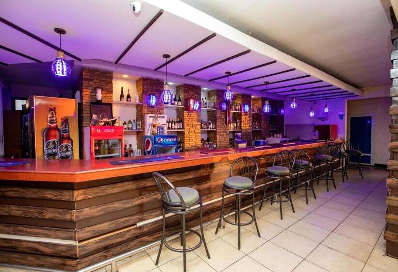 בית מלון כפרי Gold Crest