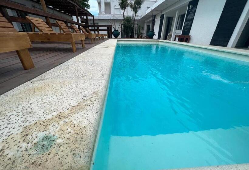 Отель Gran Colonial Riviera