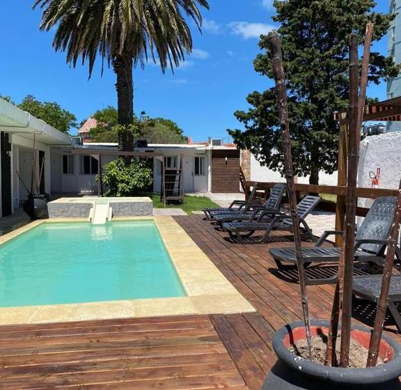 Отель Gran Colonial Riviera