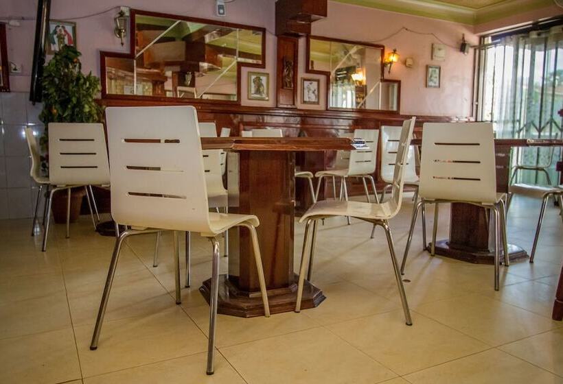 هتل Grand Holiday International