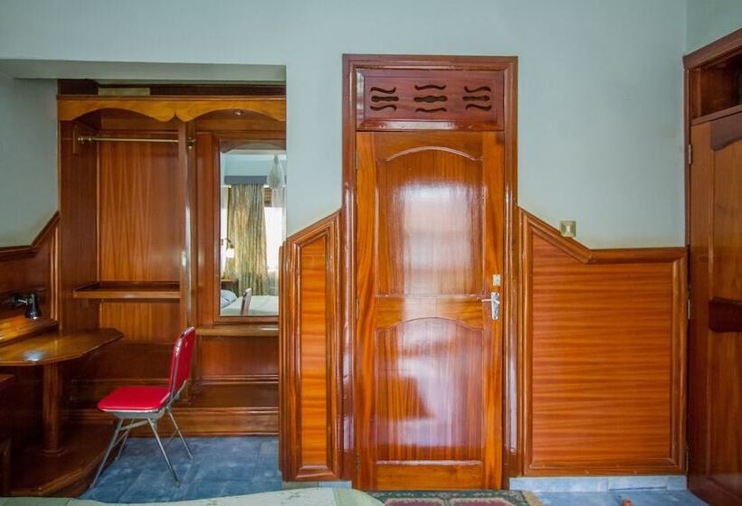 هتل Grand Holiday International