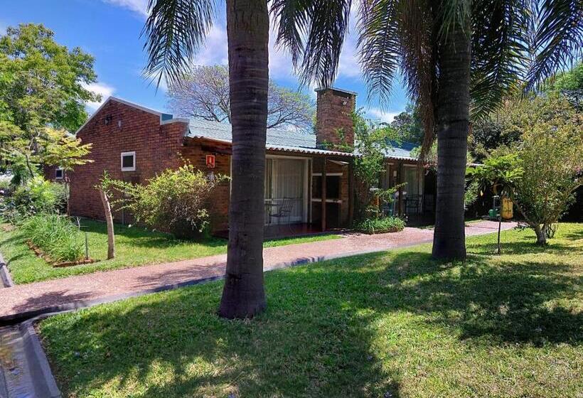 هتل Jardines De Dayman