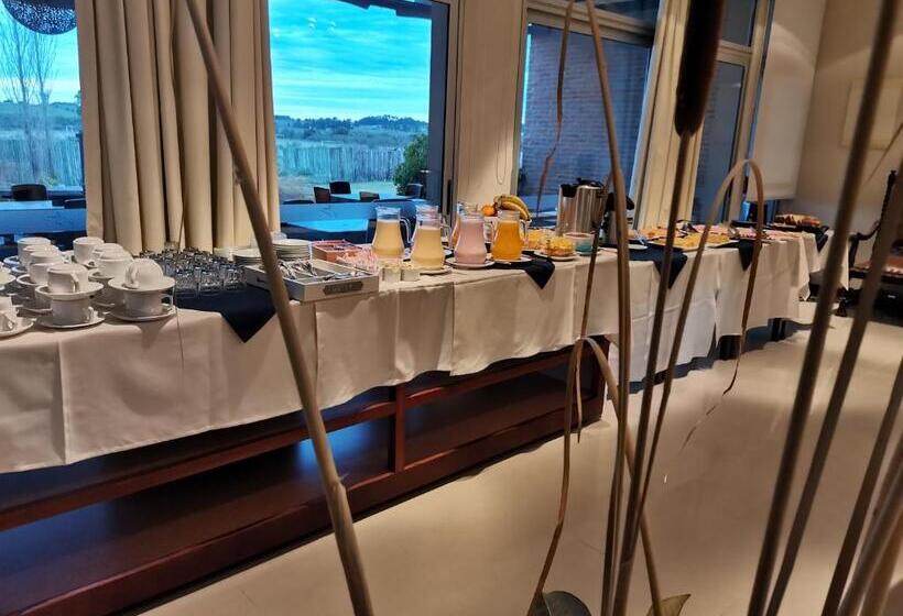 호텔 Juana De Ibarbourou