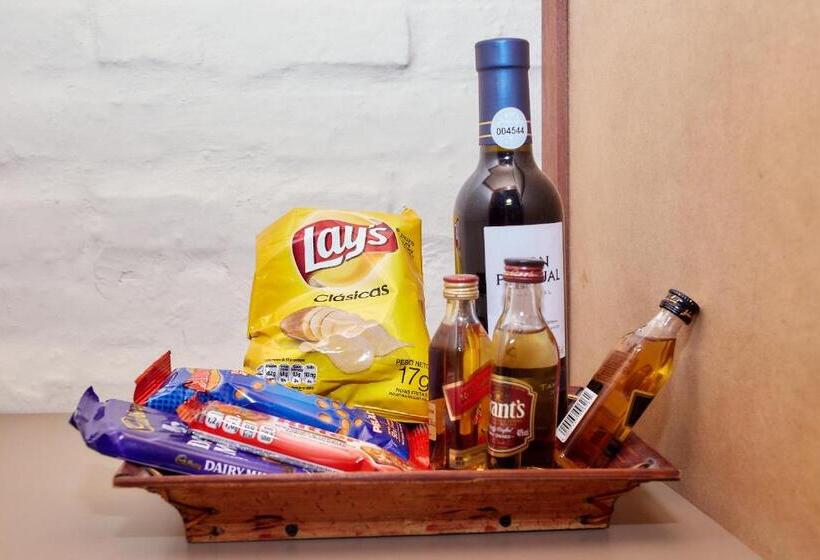 호텔 Juana De Ibarbourou