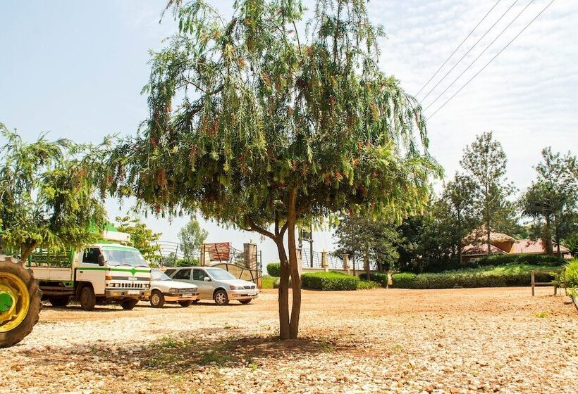 هتل Kabalega Resort   Masindi