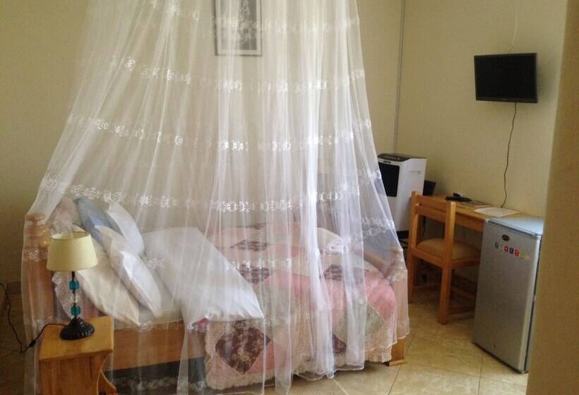 هتل La Fève Bed & Breakfast