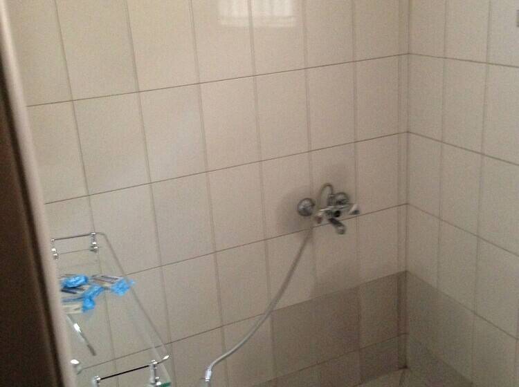 هتل La Fève Bed & Breakfast