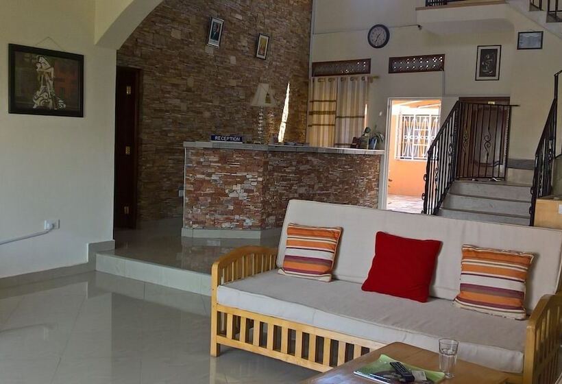 هتل La Fève Bed & Breakfast