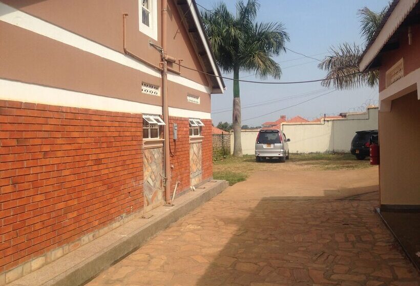 هتل La Fève Bed & Breakfast