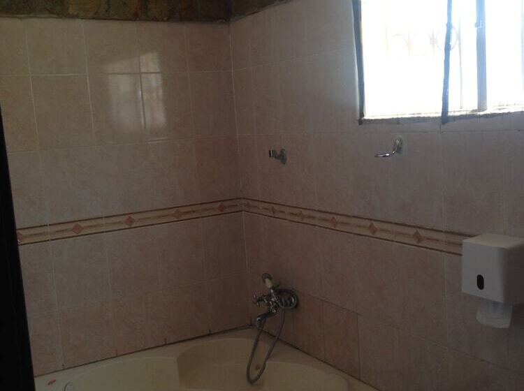 هتل La Fève Bed & Breakfast