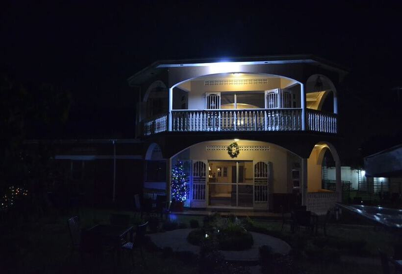 هتل La Fève Bed & Breakfast