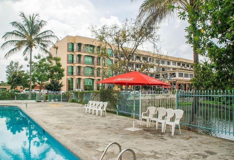 هتل Lake View Resort