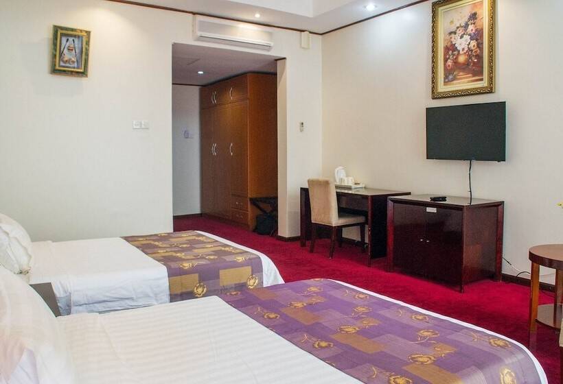 هتل Lake View Resort