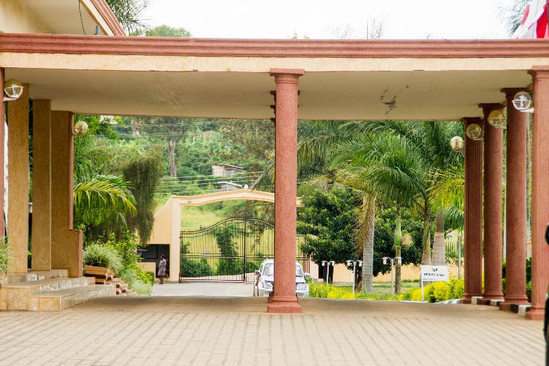 هتل Lake View Resort