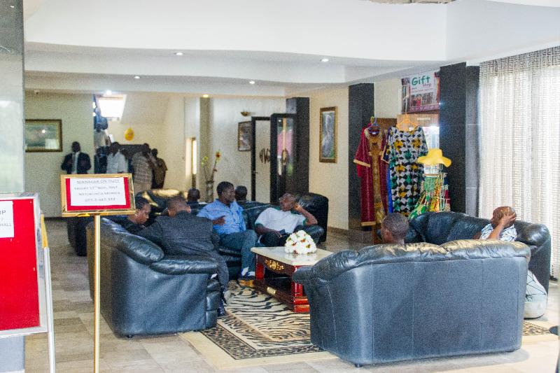 هتل Lake View Resort