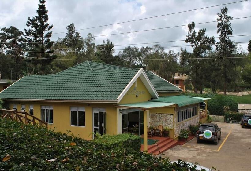 هتل Little Woods Inn