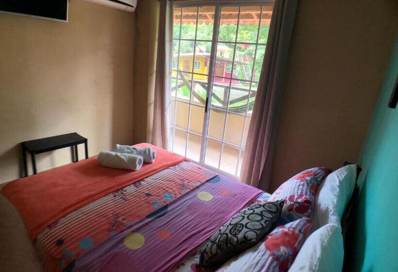 호텔 Y Restaurante Mama Ines