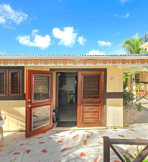 هتل Mary S Boon Beach Resort & Spa