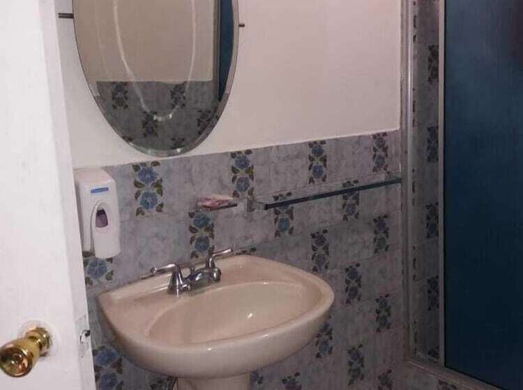 هتل Maxim Habitaciones