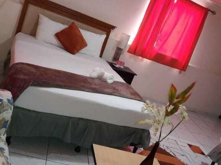 هتل Maxim Habitaciones