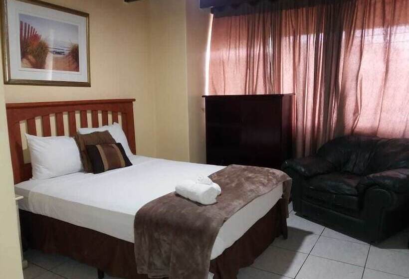 هتل Maxim Habitaciones