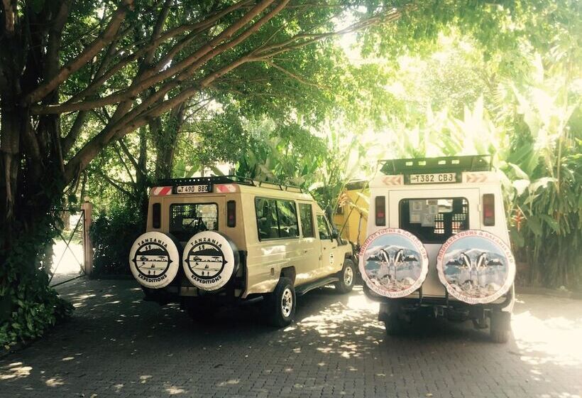 هتل Outpost Lodge