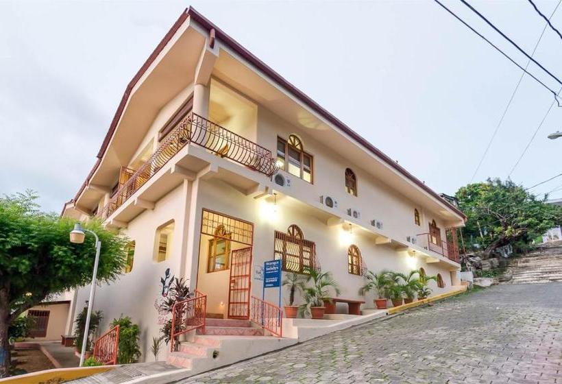 בית מלון כפרי Park Avenue Villas