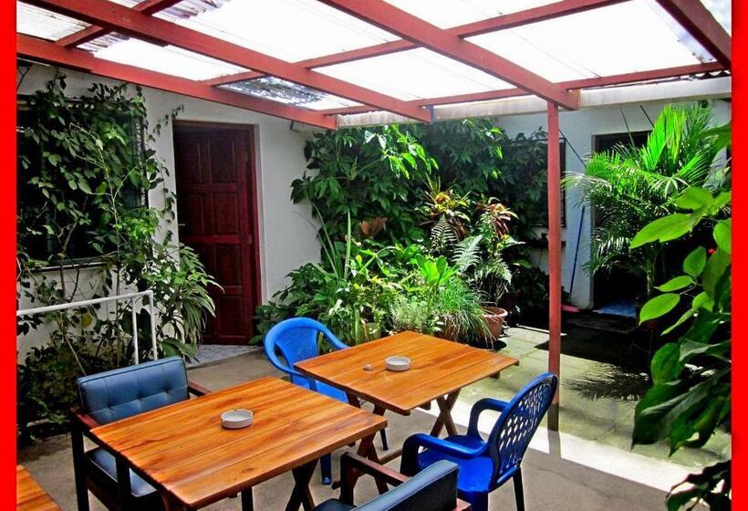 בית מלון כפרי Rositas