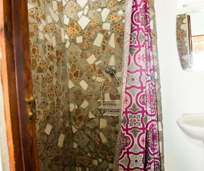 فندق San Carlos Beach Inn