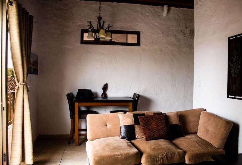 فندق San Carlos Beach Inn