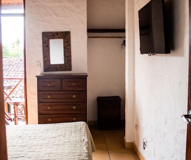 فندق San Carlos Beach Inn