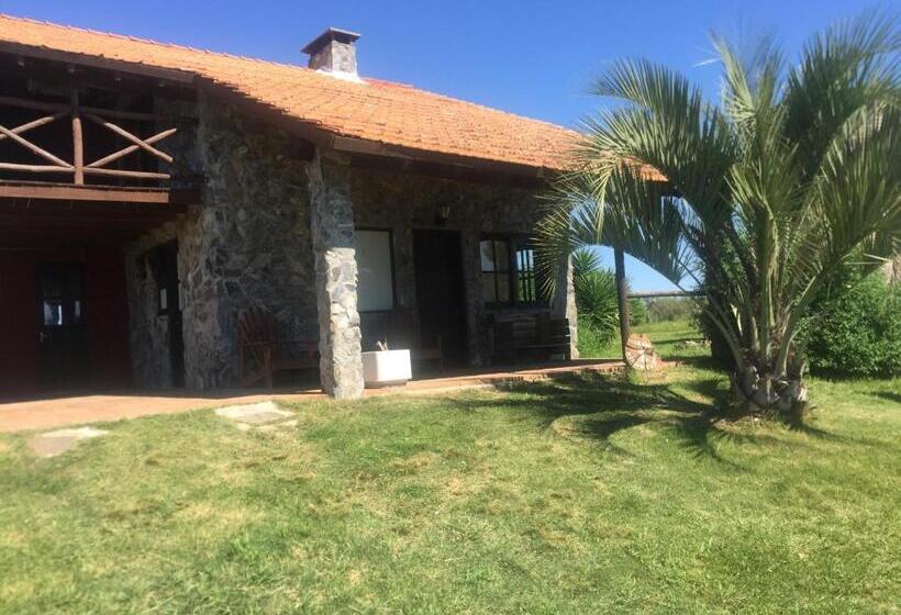 هتل San Francisco De Las Sierras