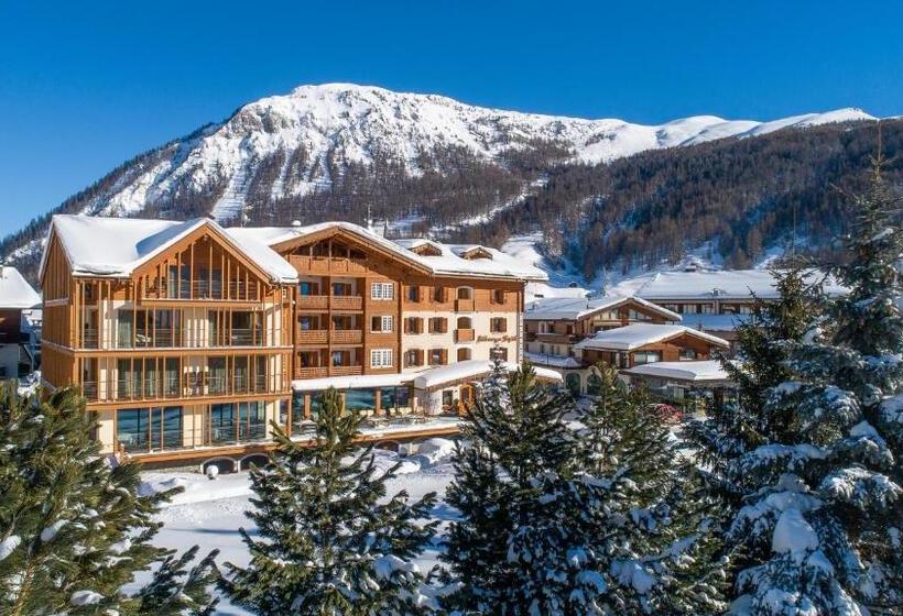 هتل Spol   Adults Only