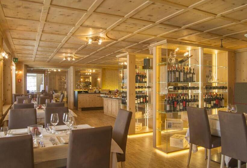 هتل Spol   Adults Only