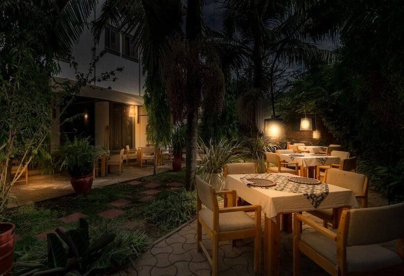 هتل The Lodge Tellamande