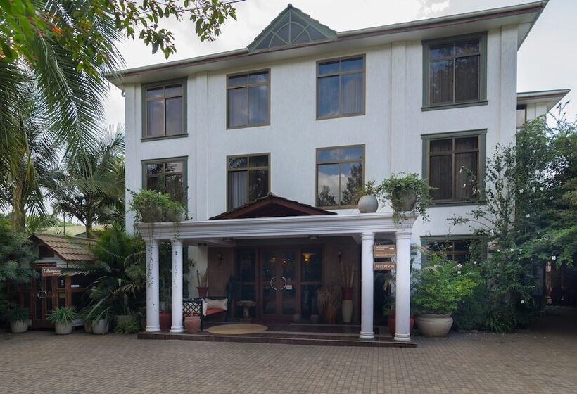 هتل The Lodge Tellamande