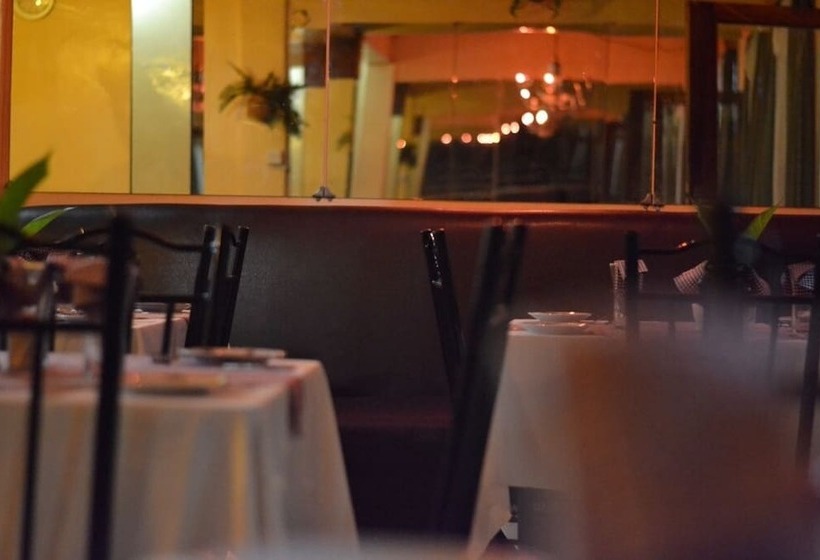 فندق The Walkgard Transit