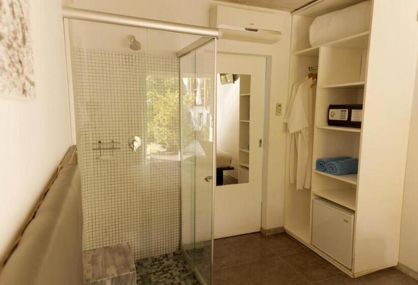 בית מלון כפרי Undarius