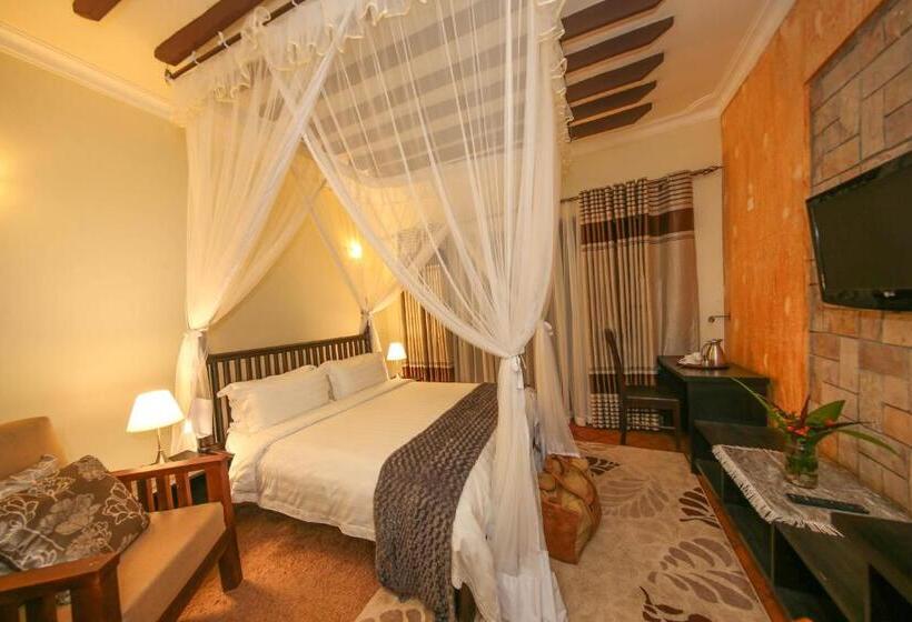 هتل Victoria Forest Resort