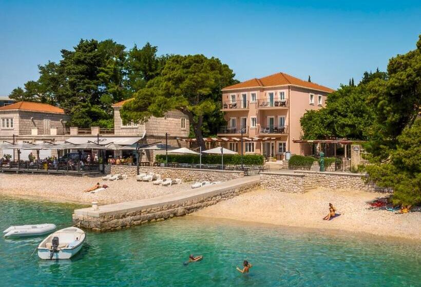 Maistra Select Srebreno Villas