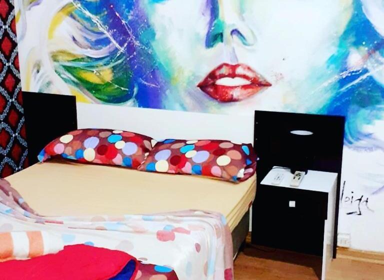 Montevideo Port Hostel