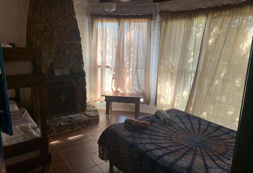 Piedra Alta Hostel & Suites