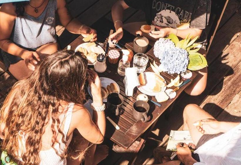 Piedra Alta Hostel & Suites