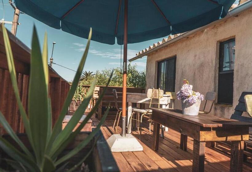 Piedra Alta Hostel & Suites