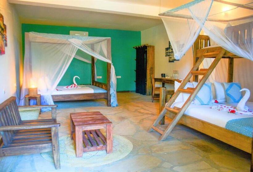 Reef & Beach Resort   Spa Jambiani